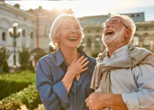 Full & Partial Dentures for Missing Teeth